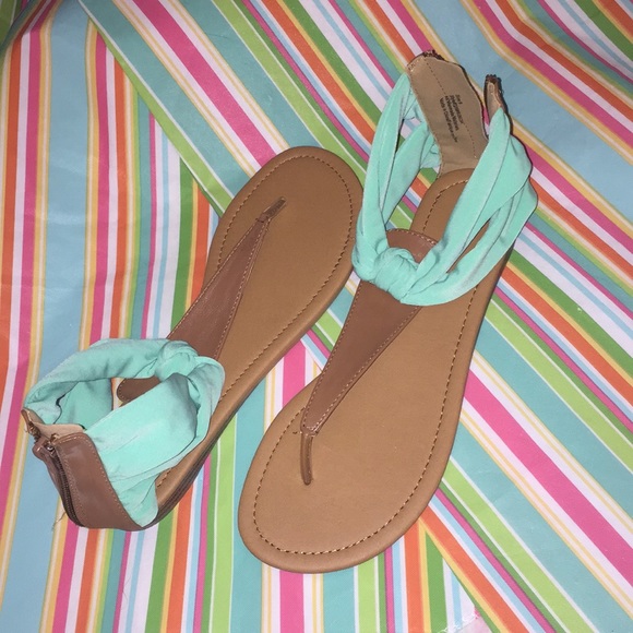 Brand new💙 Gorgeous Tan and Mint Green Sandals - Picture 3 of 3